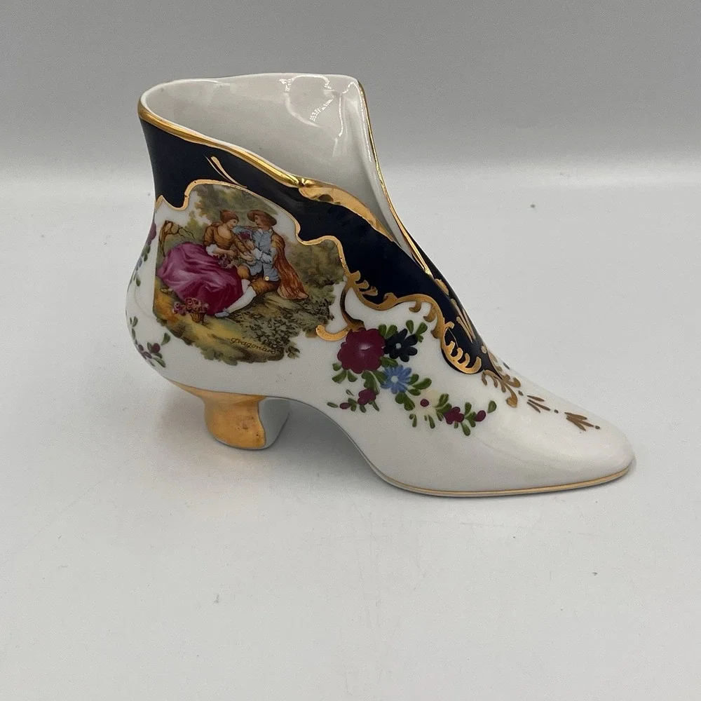Vintage Porcelain Shoe Figurine Courting Couple Gold Trim Heel Ornate Grannycore